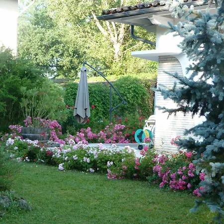 Гостевой дом Maison Marysa Мериньяк